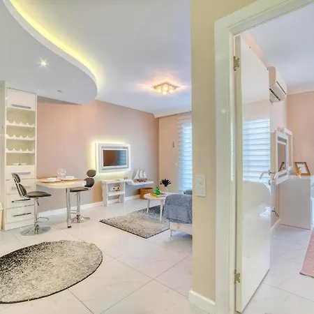 Luxury Granada Apartment *